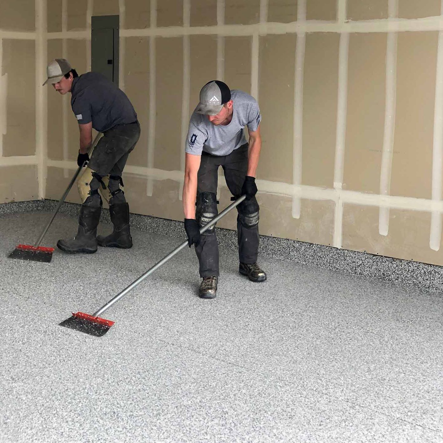 Applying Chip Flooring